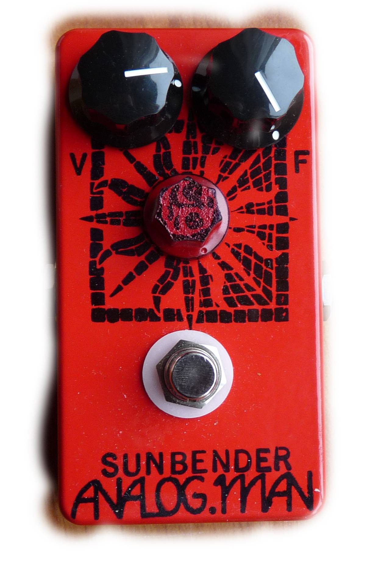 Analog Man Sun Bender MK1.5 - гитарный эффект
