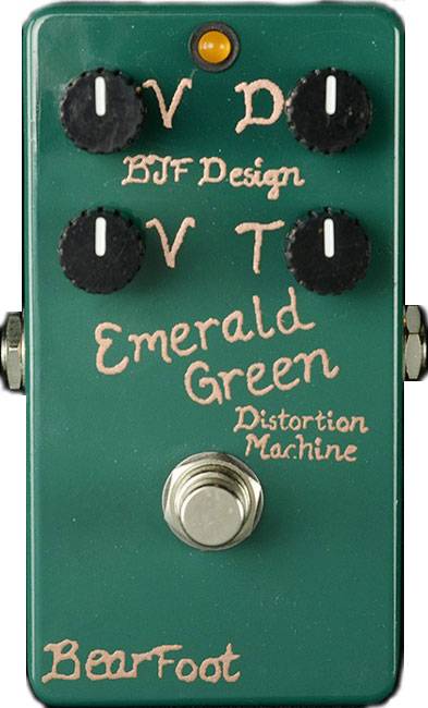 Bear Foot Emerald Green Dist Machine High Gain - гитарный эффект