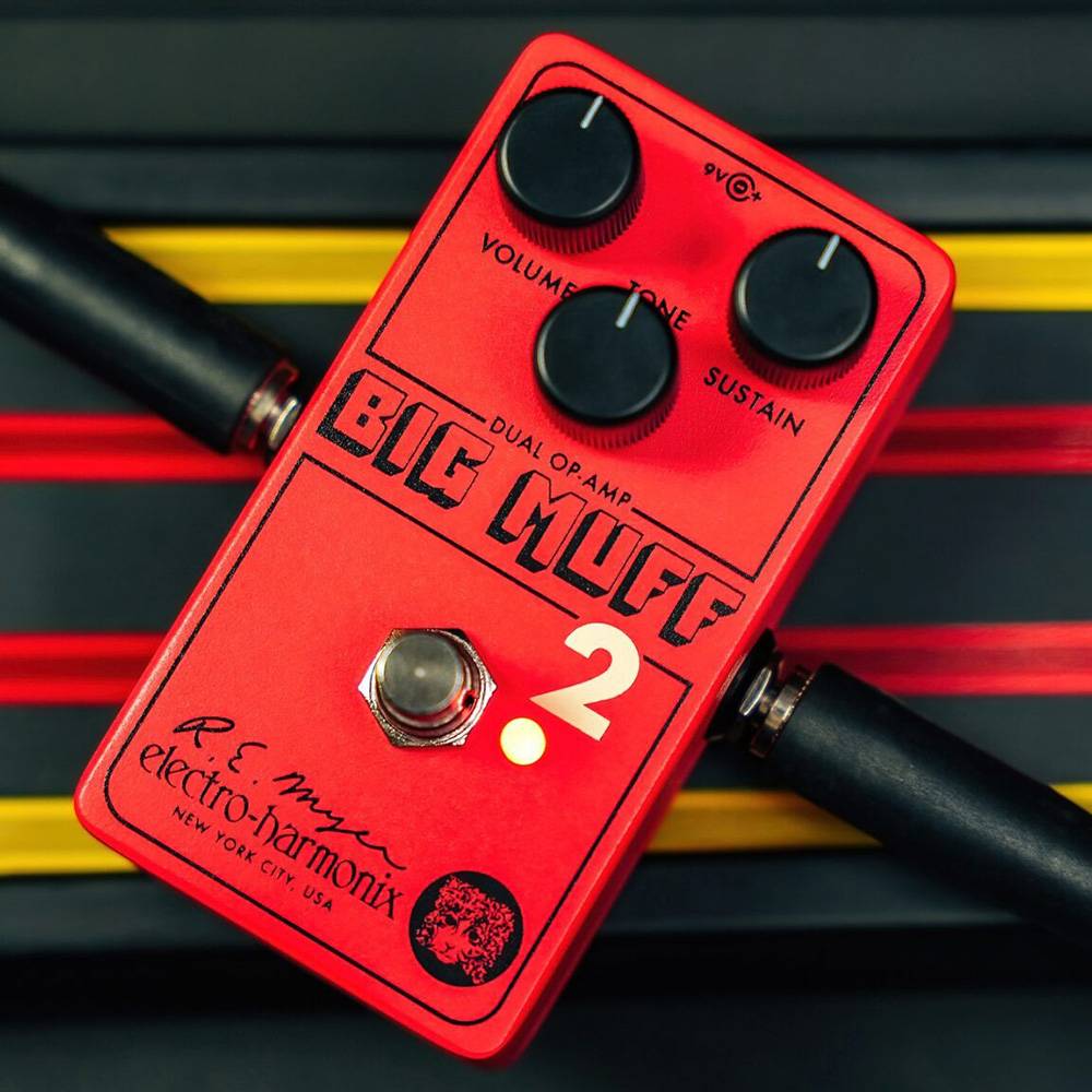 Electro-Harmonix Big Muff Pi 2 — аналоговый Dual Op-Amp Fuzz / Distortion / Sustainer
