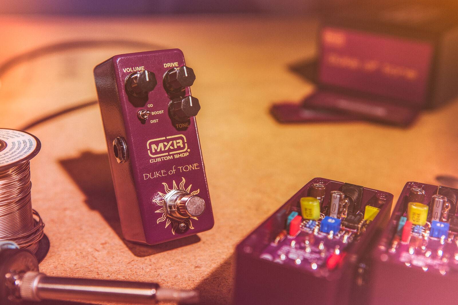 MXR CSP039 Duke of Tone - гитарная педаль овердрайв