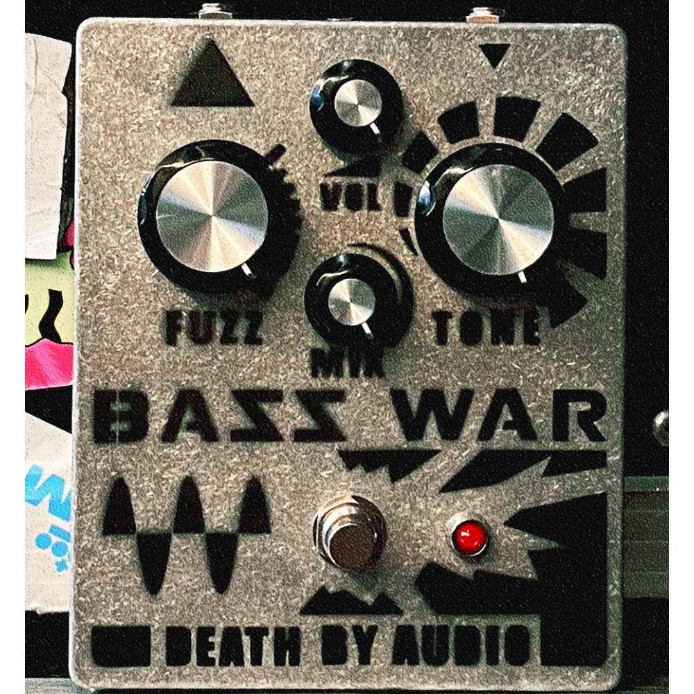 Death by Audio Bass War Fuzz Distortion Pedal - гитарный эффект фузз/дисторшн