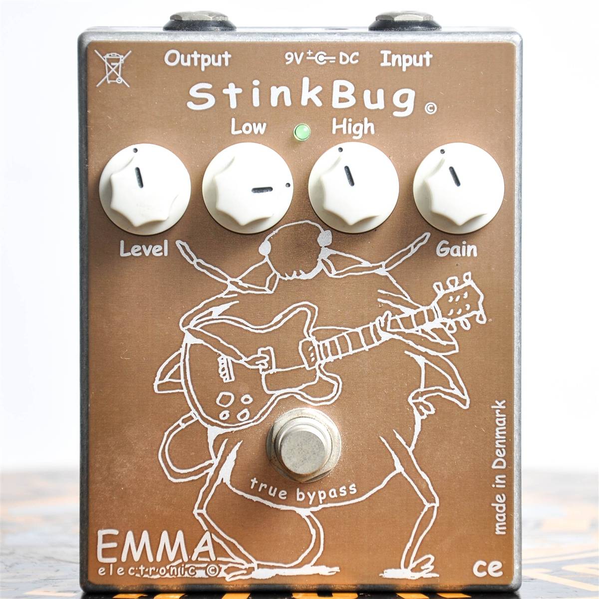 EMMA Electronic StinkBug - гитарный эффект