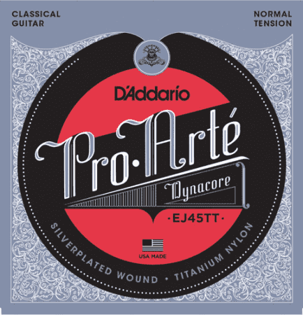 D`Addario EJ45TT Pro Arte Dynacore Normal Tension струны для классической гитары с усиленным нейлоном и посеребрённой оплёткой нормального натяжения