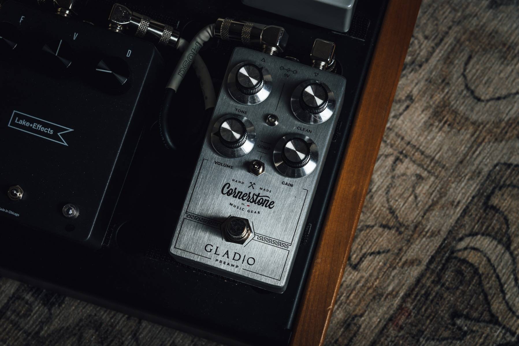 Cornerstone Music Gear Gladio SC Single Channel Preamp - гитарный эффект