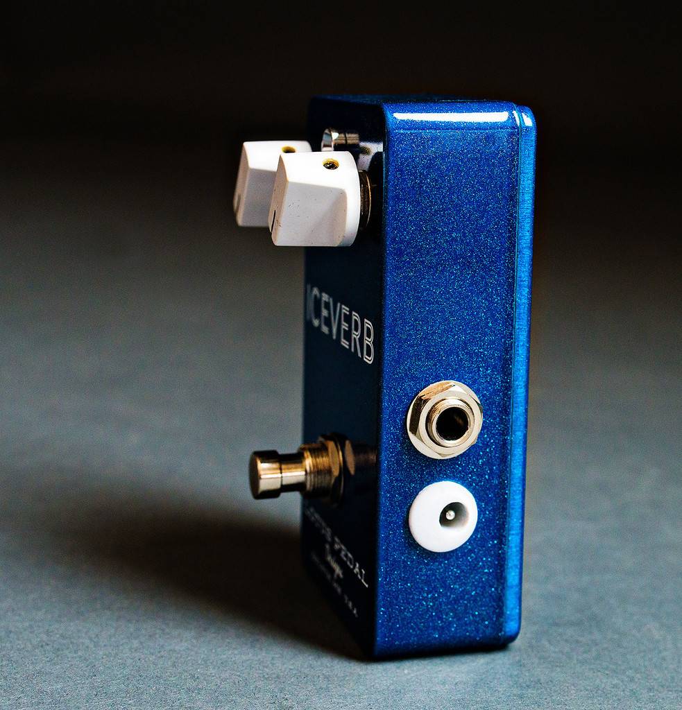 Lotus Pedals Iceverb Reverb - гитарный эффект