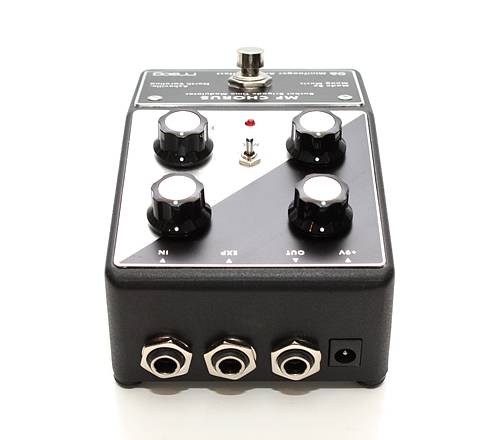 MOOG Minifooger MF CHORUS Bucket Brigade Time Modulator - гитарный эффект