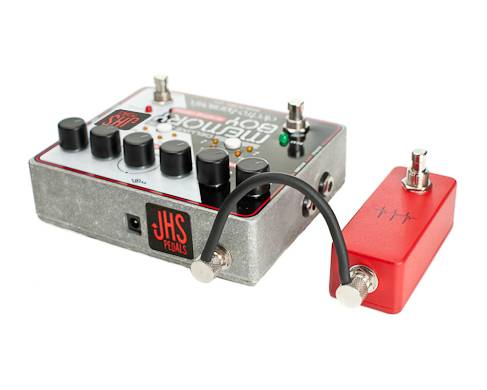 Electro-Harmonix (EHX) Deluxe Memory Boy analog delay (JHS Pedals Mods - external tap jack mod) - гитарный эффект