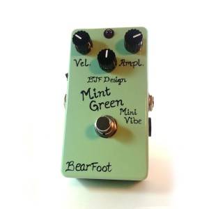 Bear Foot Mint Green Minivibe - гитарный эффект