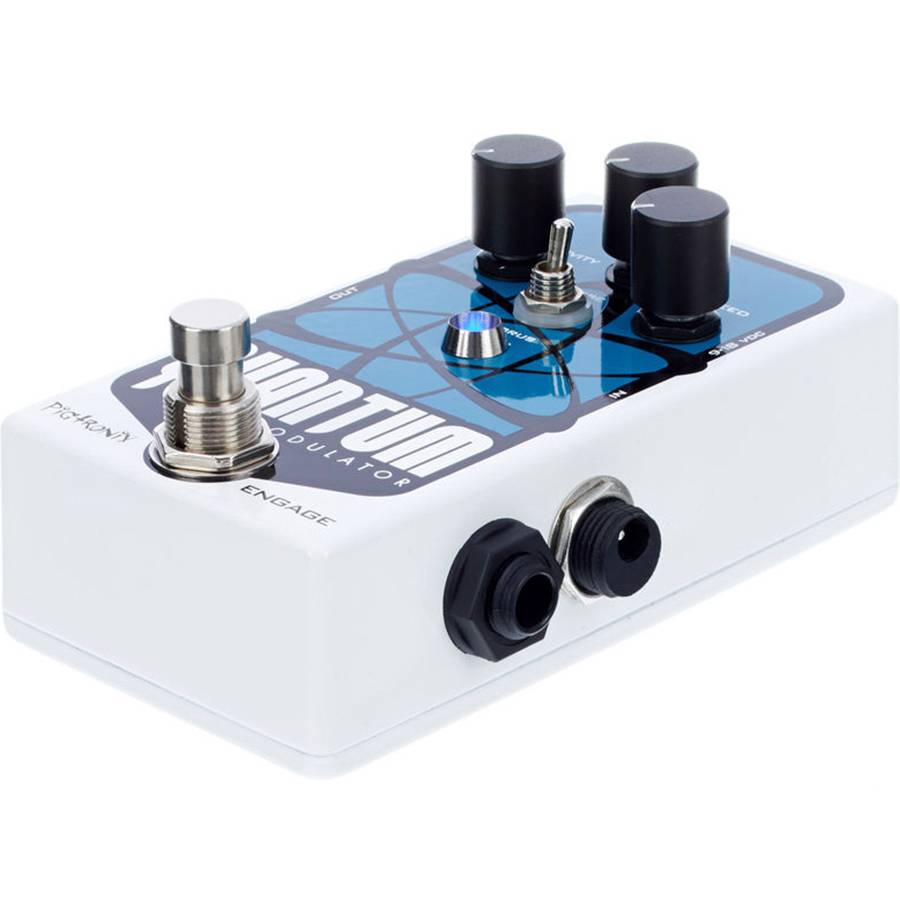 Pigtronix QUANTUM TIME MODULATOR - гитарный эффект