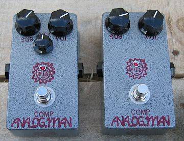 ANALOG.MAN SMALL COMPRESSOR 2 Knob Version - гитарный эффект