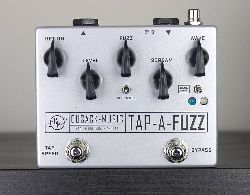 Cusack Tap-A-Fuzz Tan - гитарный эффект
