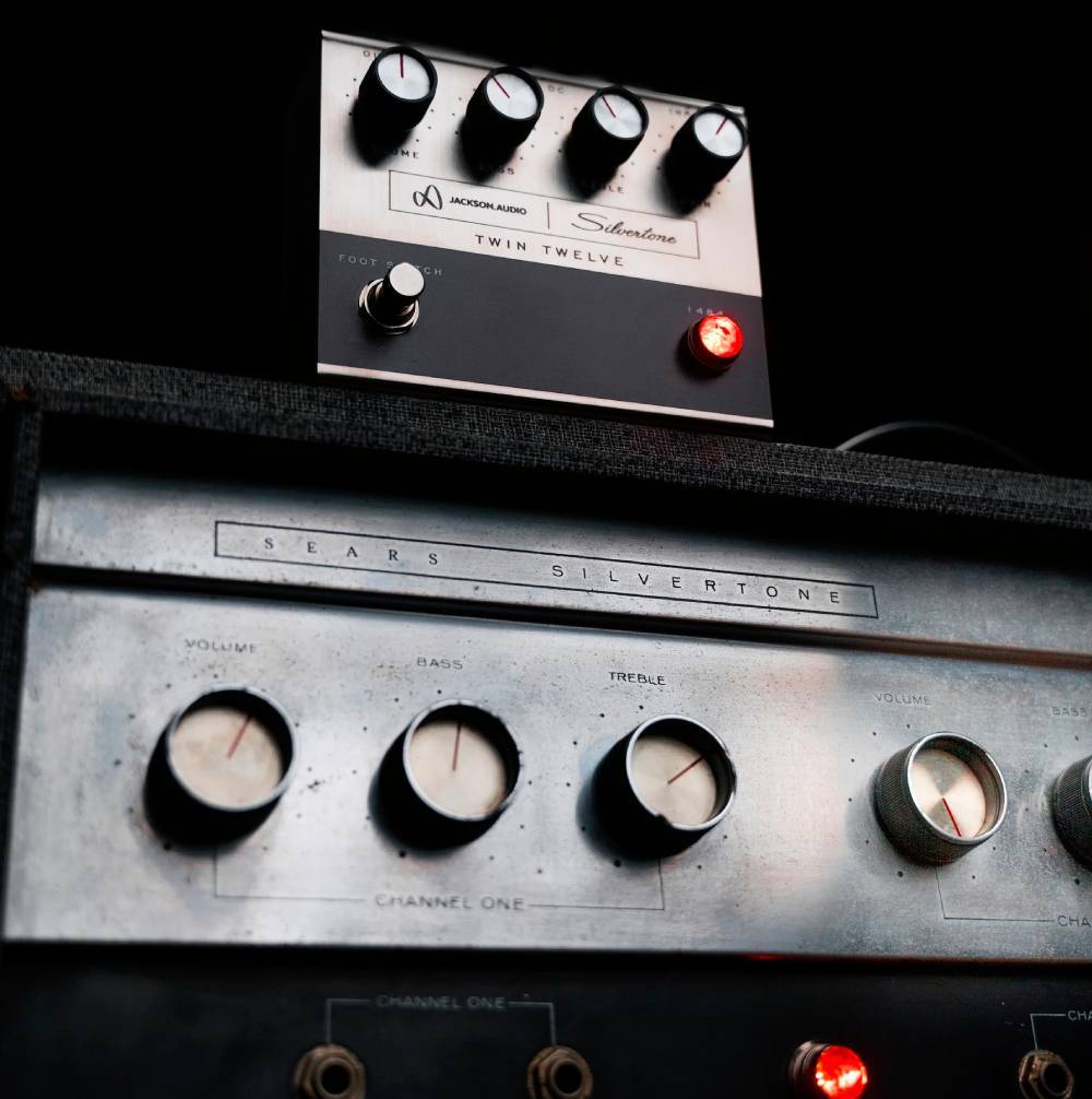 Jackson Audio 1484 Silvertone Twin Twelve studio-grade preamp, booster, EQ or overdrive - гитарный эффект