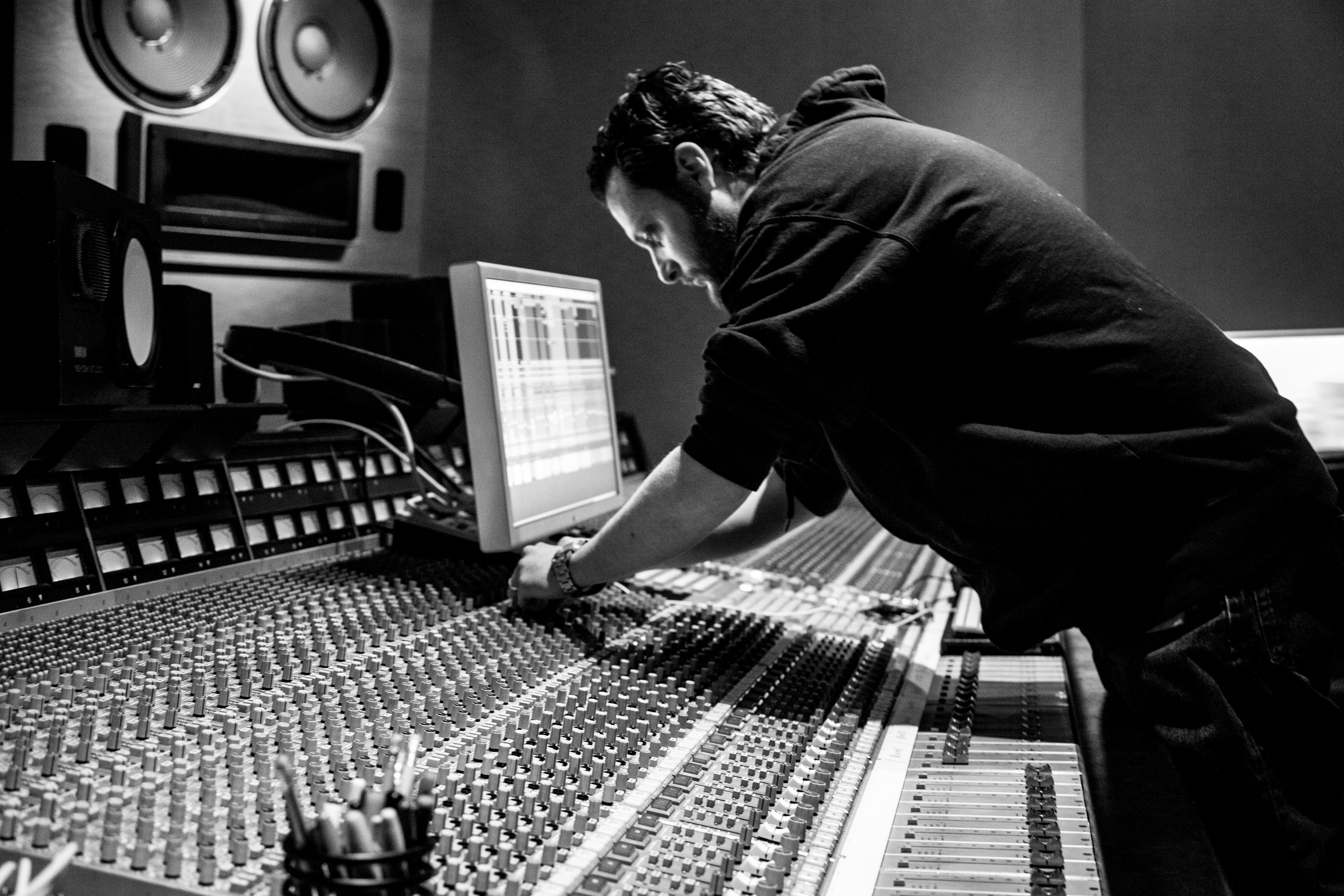 Онлайн-инструменты для развития музыкальных навыков