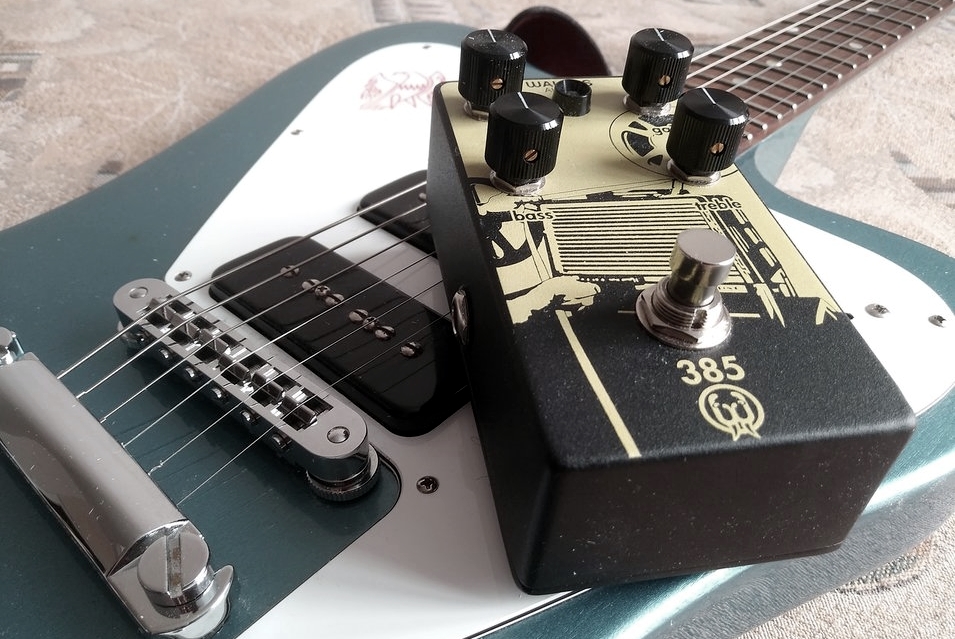 Моржи идут в кино: обзор Walrus Audio 385 Overdrive